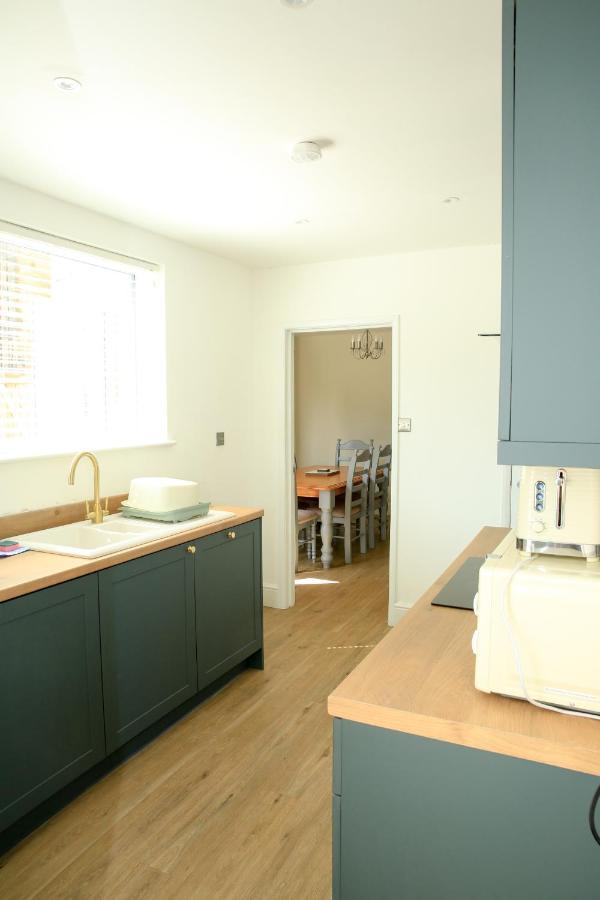 לואסטופט Fully Refurbished Property-March 22-Next To Beach מראה חיצוני תמונה